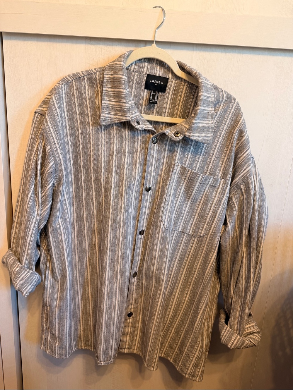 Forever 21 Men's Gray and White Vertical Stripe Button-Down Shirt